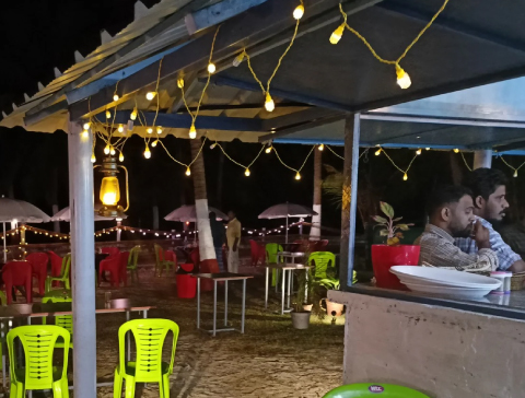 Moula's Beach Restaurant